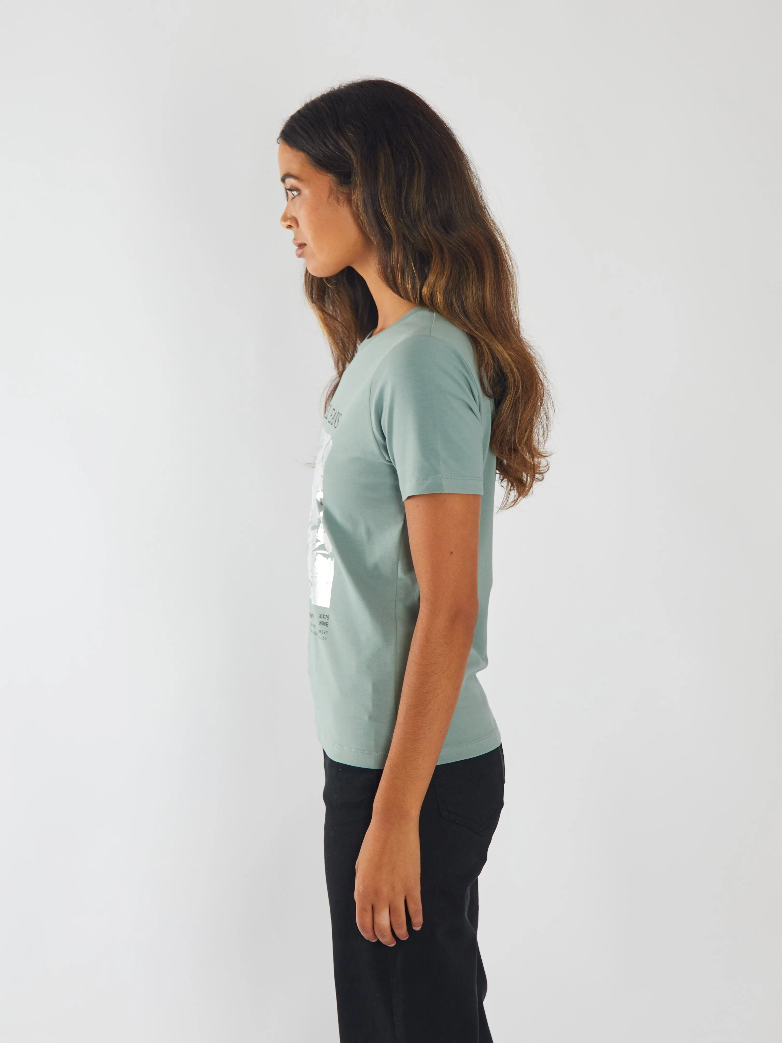 Muriel Tee Sage Leaf